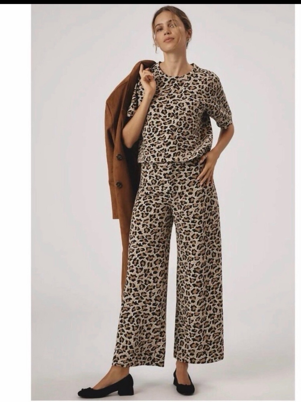 NWT MaeveThe Ettie Leopard Set Size 26 Wide leg cropped Pant Boxy Tee size Small